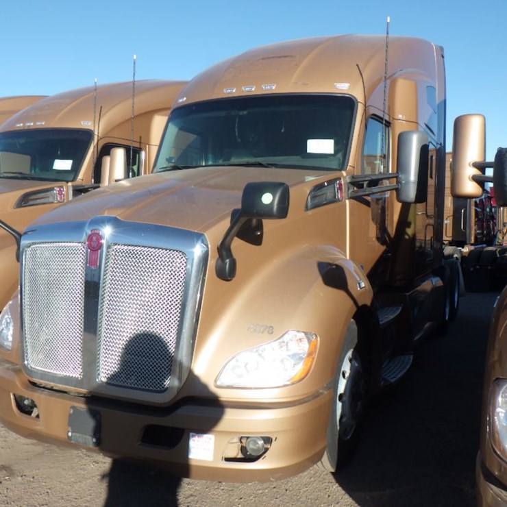 2022 KENWORTH T680