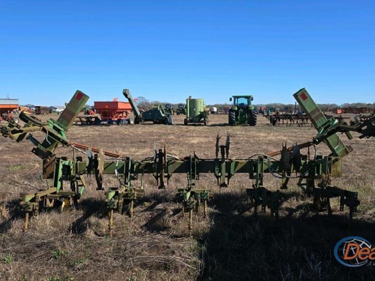 john-deere-825-image-4