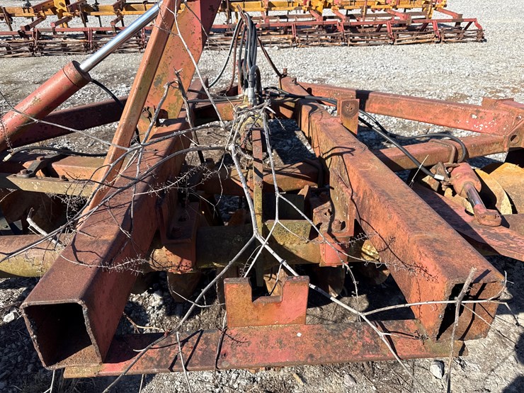 #377-•-inop-~12”-9”-disk-inv#32956-image-9