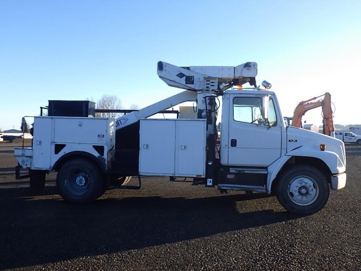 1997-freightliner-fl70-image-4