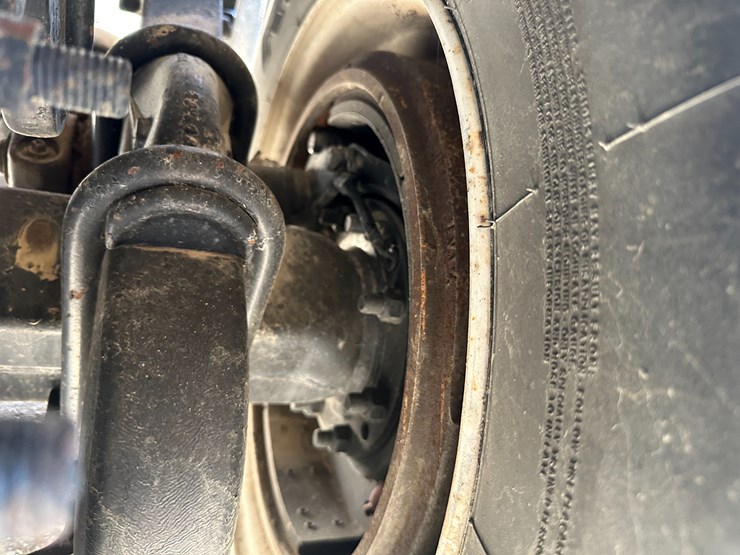 1998-volvo-vn-image-14