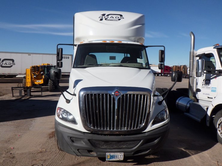 2017-international-prostar-image-2