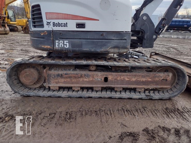 2014-bobcat-e85-image-37