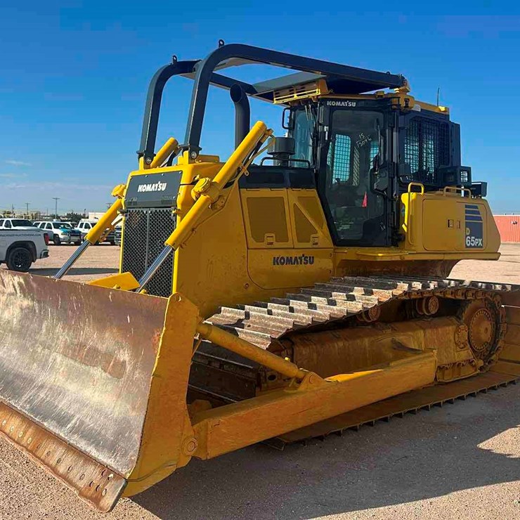 2016 KOMATSU D65PX-18