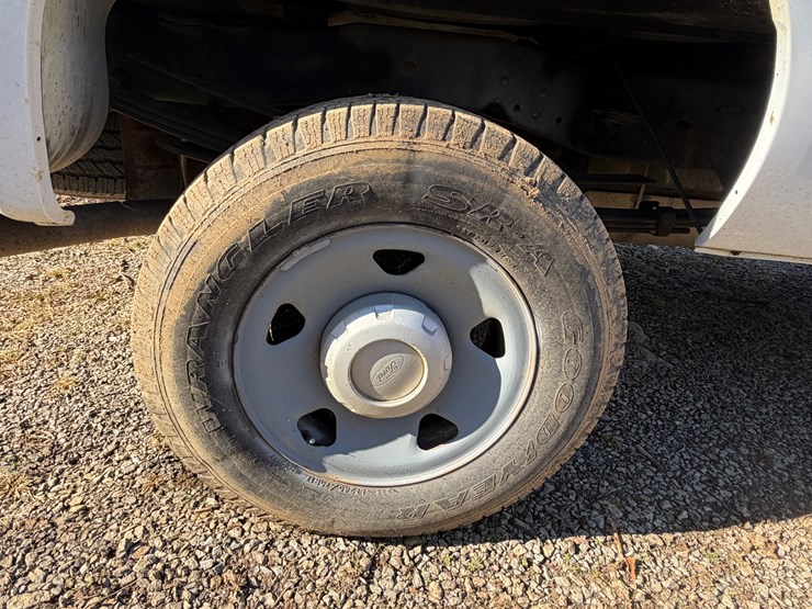 2010-ford-f350-image-8