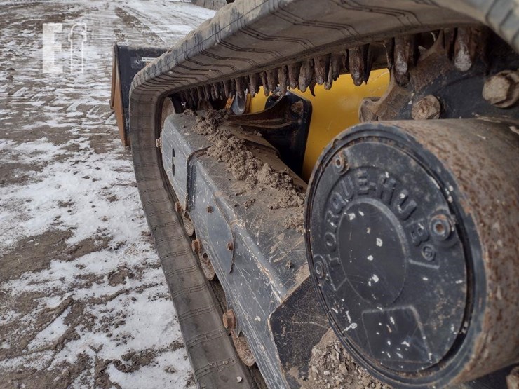 2021-deere-325g-image-22