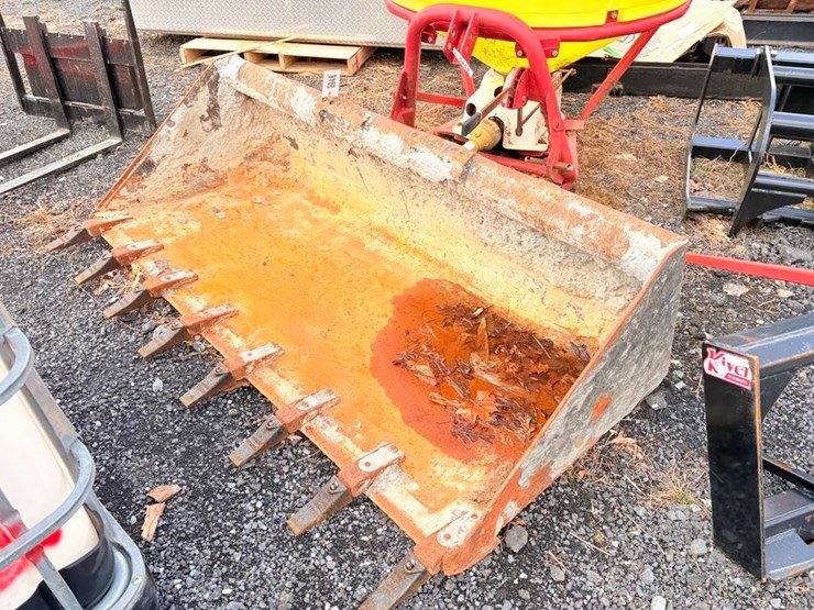 bobcat-72in-tooth-bucket-image-4