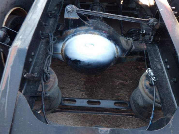 2020-mack-an64t-image-8