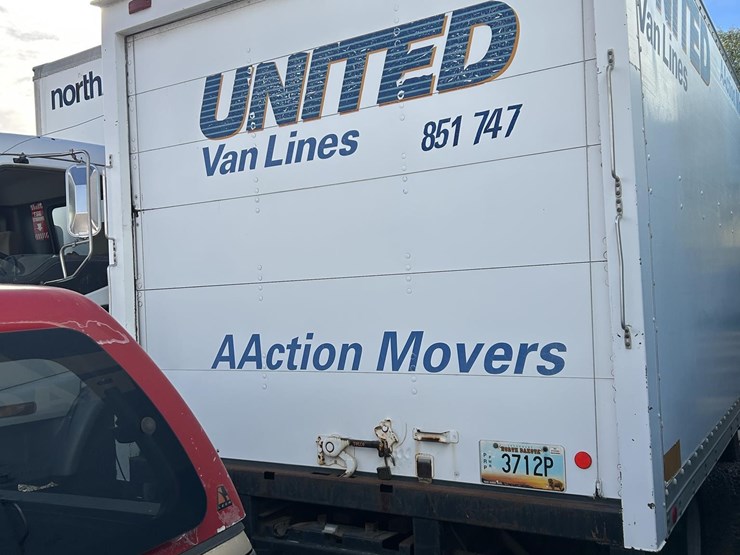 1997-isuzu-npr-image-17