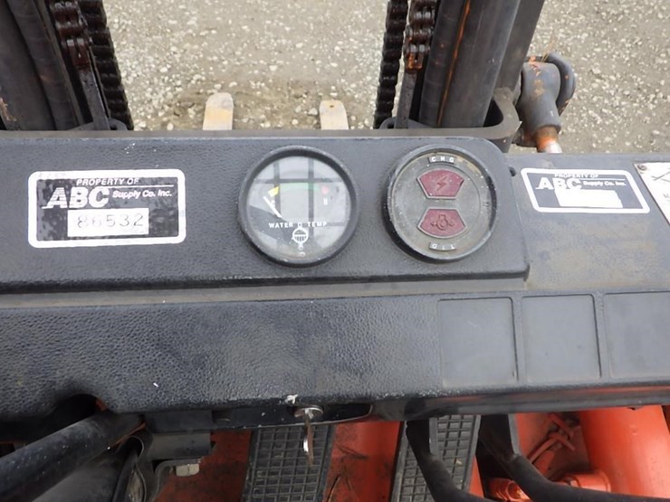 toyota-62-4fgc25-forklift-image-18