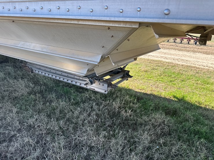 2003-wilson-hopper-bottom-image-47