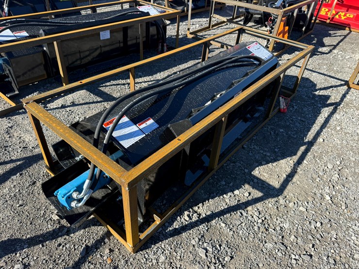 #22773-•-unused-mower-king-ecsstr072-68"-skid-steer-rotary-tiller-ecsstro7225111502d-image-2