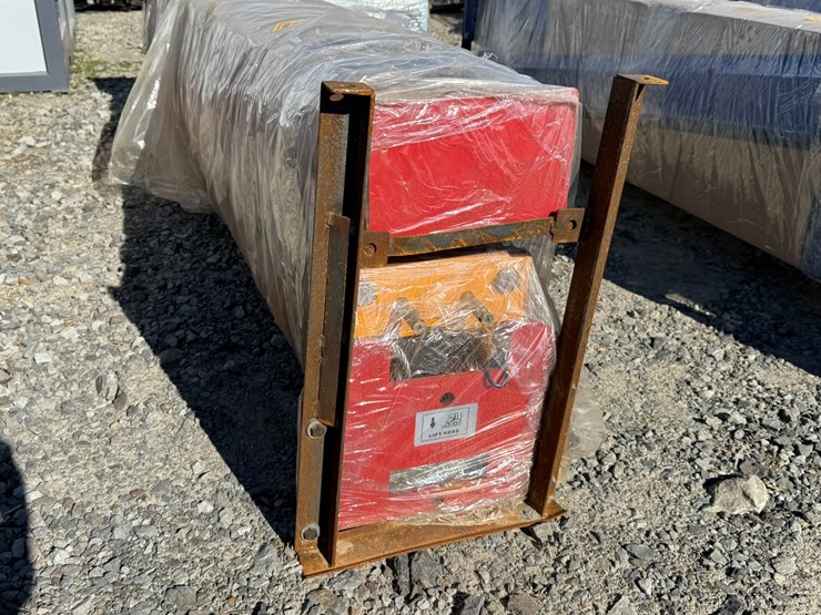 #33675-•-unused-10,000lb-two-post-lift-image-9