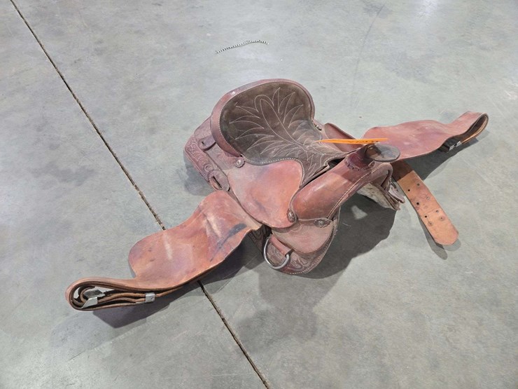 roping-saddle-image-1