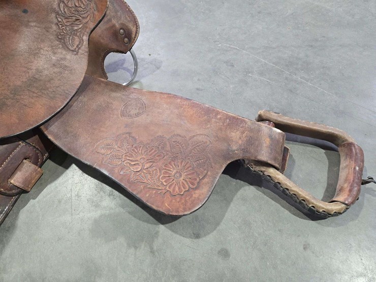 riding-saddle-image-6