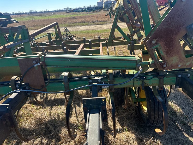 john-deere-42-image-59