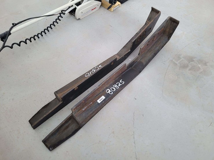 pair-of-semi-tractor-low-boy-ramps-image-3