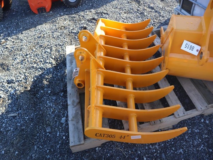 caterpillar-305-image-3