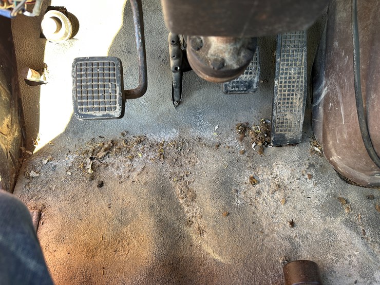 1974-ford-9000-image-58