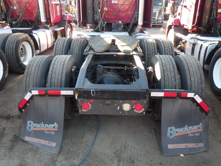 2020-mack-an64t-image-7