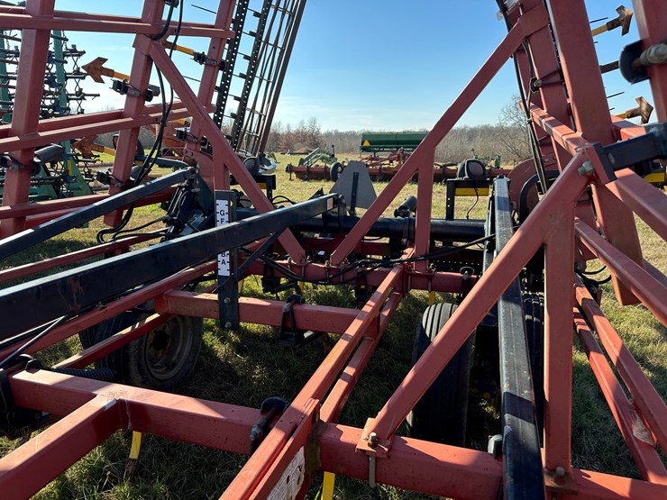 case-ih-200-image-37