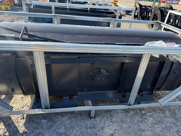 #2061-•-unused-jct-6'-skid-steer-vibratory-rollerinv#-36017-image-9