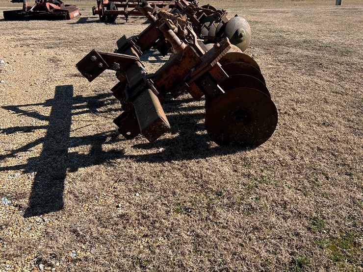 #37647-•-levee-plow-image-2