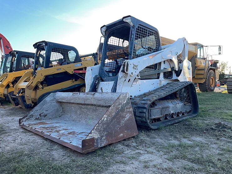 2021-bobcat-t770-image-13