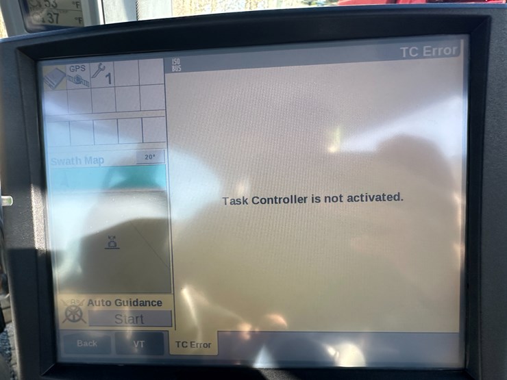 2014-new-holland-t8.330-image-90