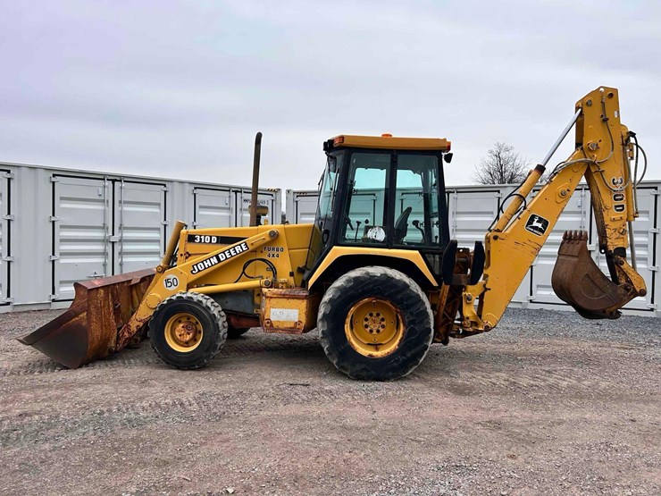 john-deere-310d-image-2