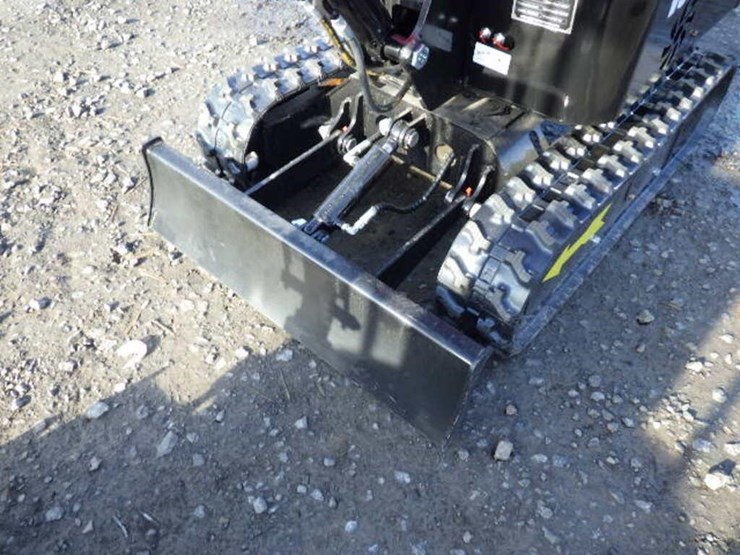 2025-vicsec-13-hydraulic-excavator-image-9