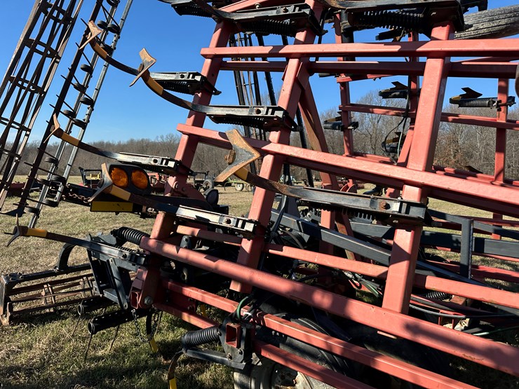 case-ih-200-image-51