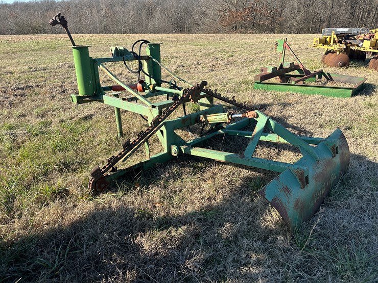 #35841-•-levee-trencher-image-4