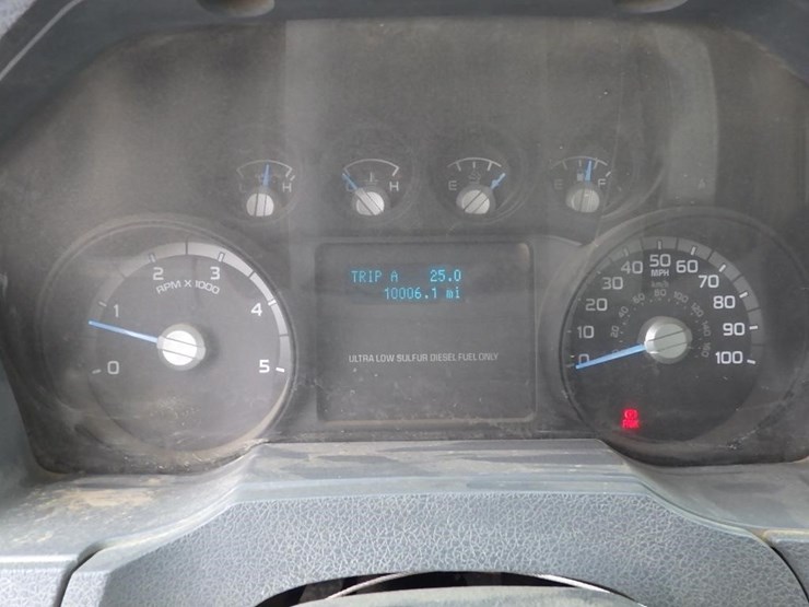 2015-ford-f750-image-23