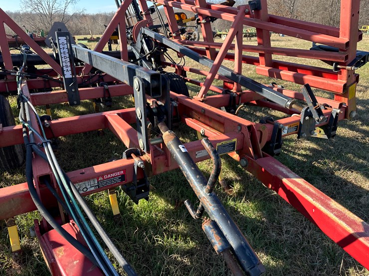 case-ih-200-image-46