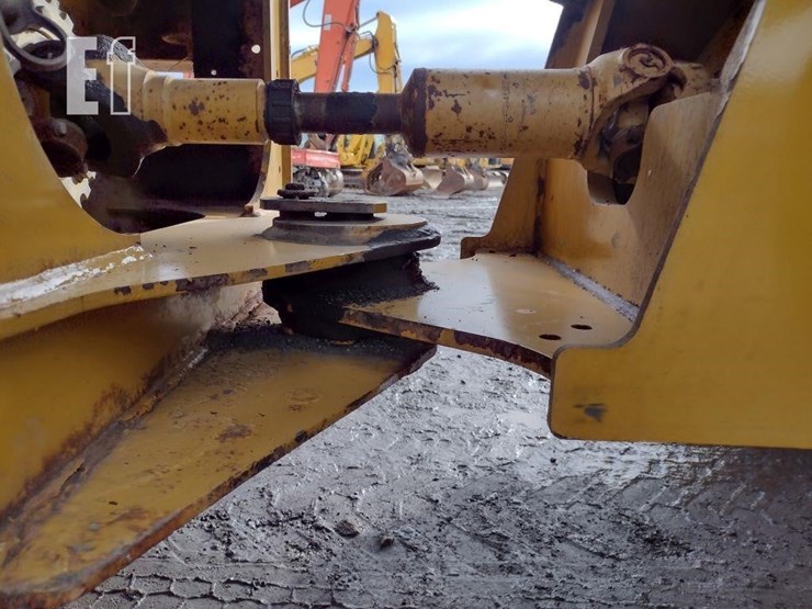 2006-caterpillar-930g-image-28