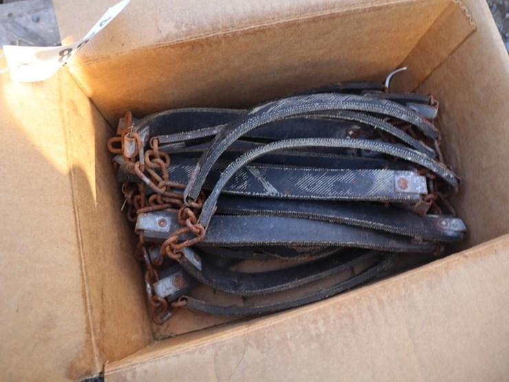 lawn-tractor-20x10-tire-chains-image-1