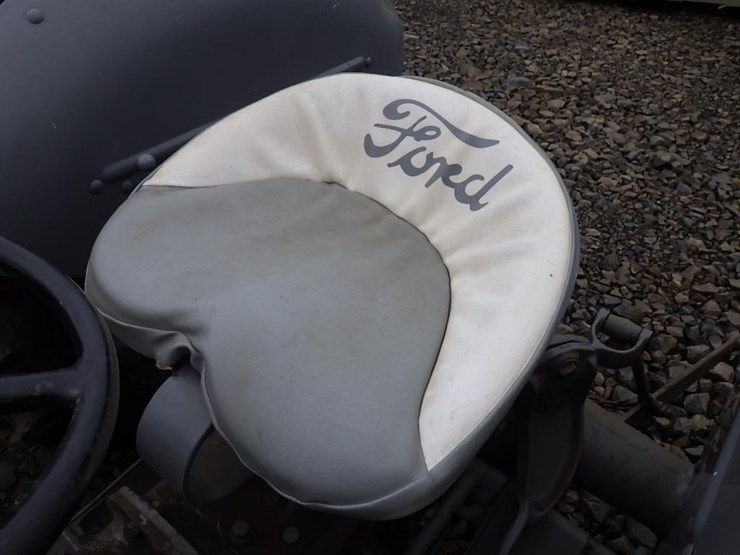 ford-tractor-image-19