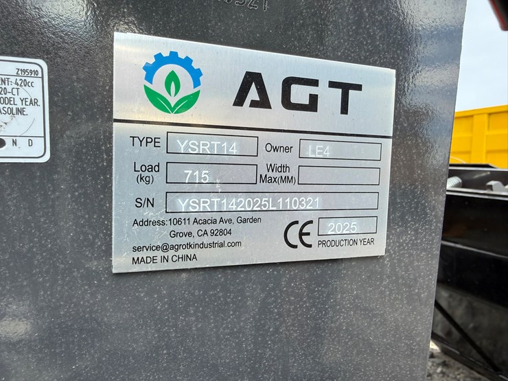 #22787-•-unused-agt-ysrt114-stand-on-tracked-loader-ysrt142025l110321-image-24