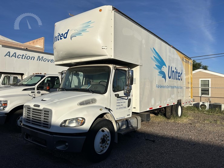 2007-freightliner-business-class-m2-106-image-1