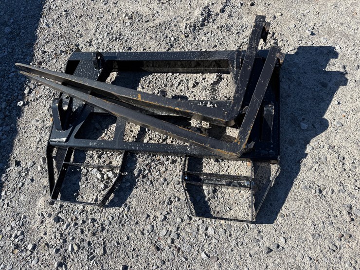 #22785-•-unused-agt-isocpf48-6600-ff-48"-wheel-loader-forks-image-5