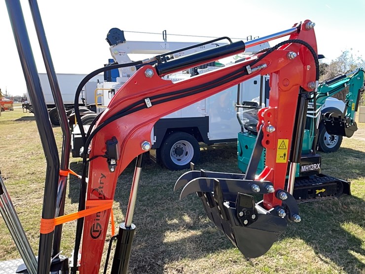 new-cfg-mx15rx-hydraulic-excavator-image-8