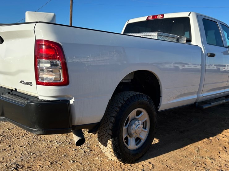 2022-dodge-2500-image-4