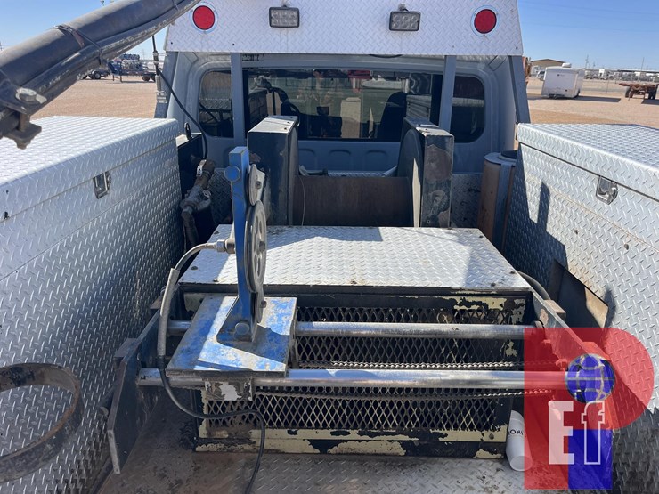 2015-freightliner-business-class-m2-106-image-16