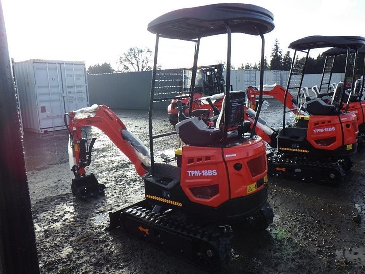 2025-tpm-18bs-hydraulic-excavator-image-2