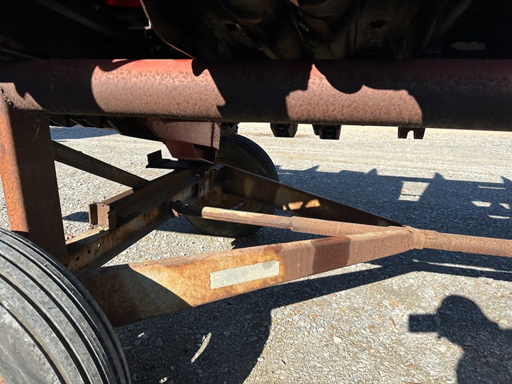 #35811-•-22'-header-wagon-image-17