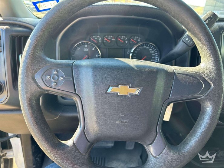 2019-chevrolet-silverado-1500-image-10