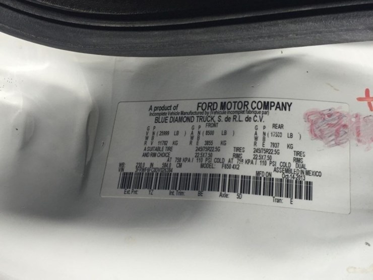 2013-ford-f650xl-image-14