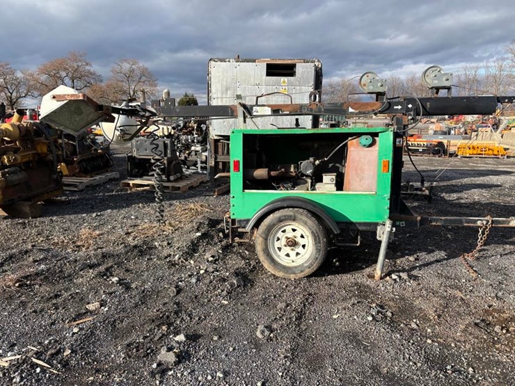 light-tower,-mitsubushi-dsl-image-2