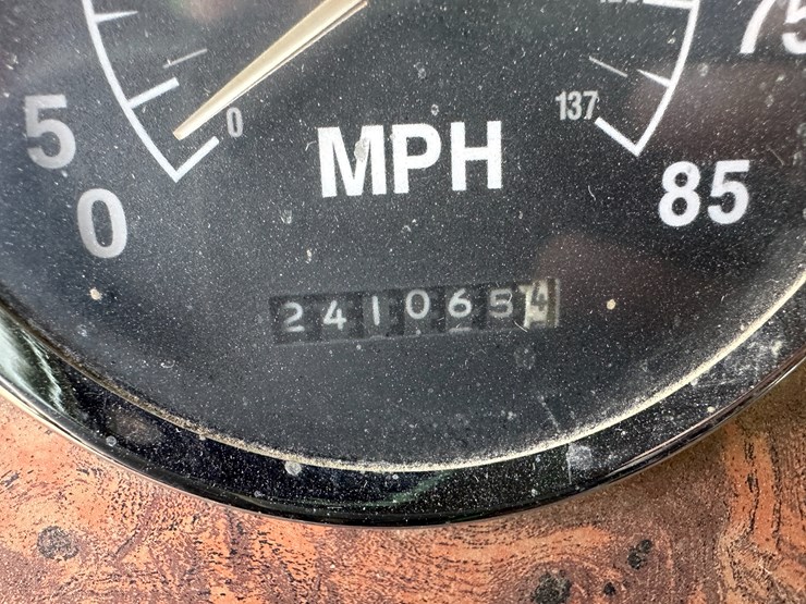 1997-caterpillar-10-image-88